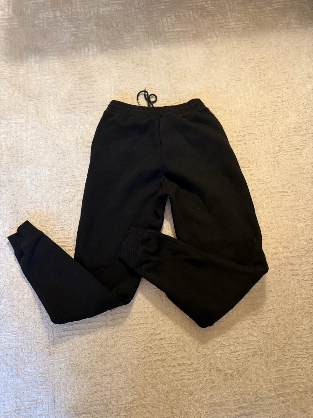 Women’s Uniqlo Black Drawstring Jogger Pants - Picture 2 of 3